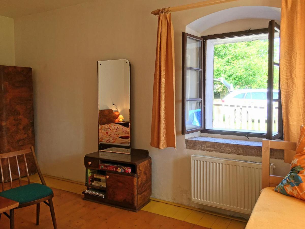 Apartmány v broumovském statku Exteriér fotografie